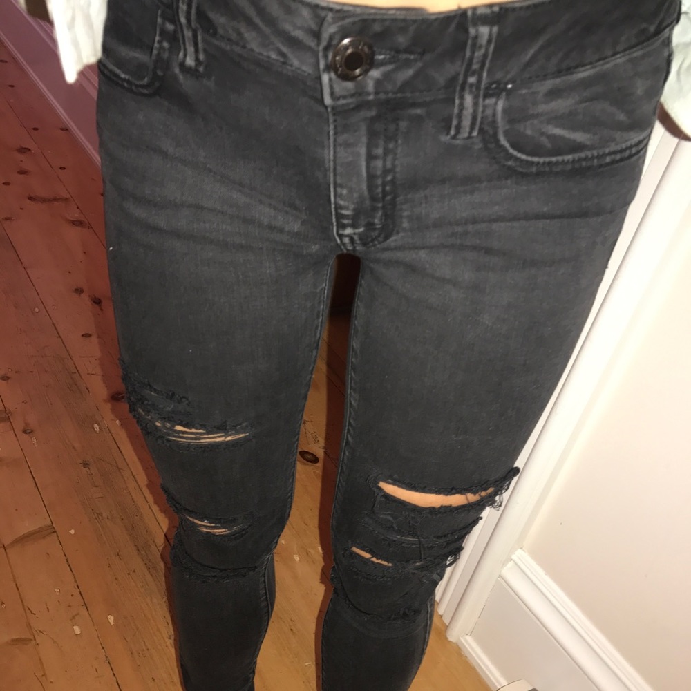 American eagle black distressed jeans
